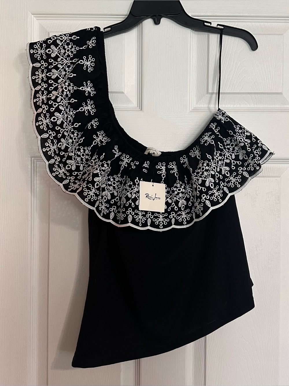 🖤 Remi James NYC One-Shoulder Embroidered Ruffle Top | NWT | XL | Black & White